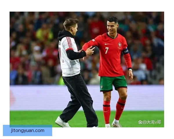 欧洲杯2023赛有c罗，他能否续写传奇再掀绿茵狂潮？ 